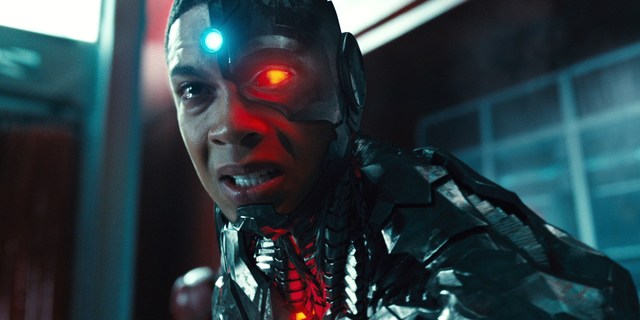 Justice-_League-_Trailer-_Cyborg-_Crying