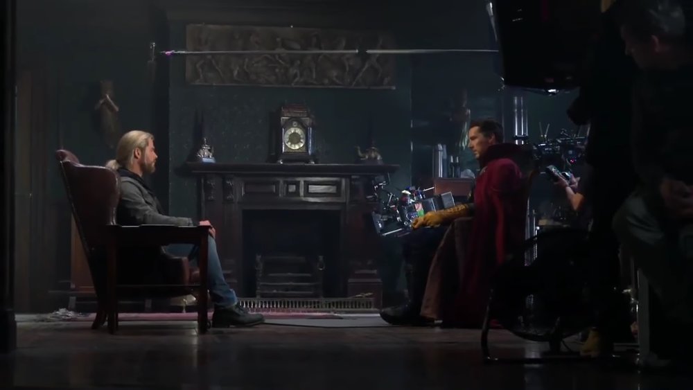 Image result for doctor strange benedict cumberbatch thor ragnarok sanctum sanctorum