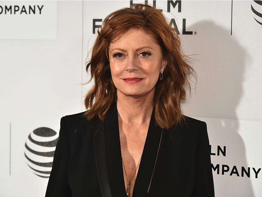 susan-sarandon-explains-why-shes-not-backing-hillary-clinton-i-dont-vote-with-my-vagina