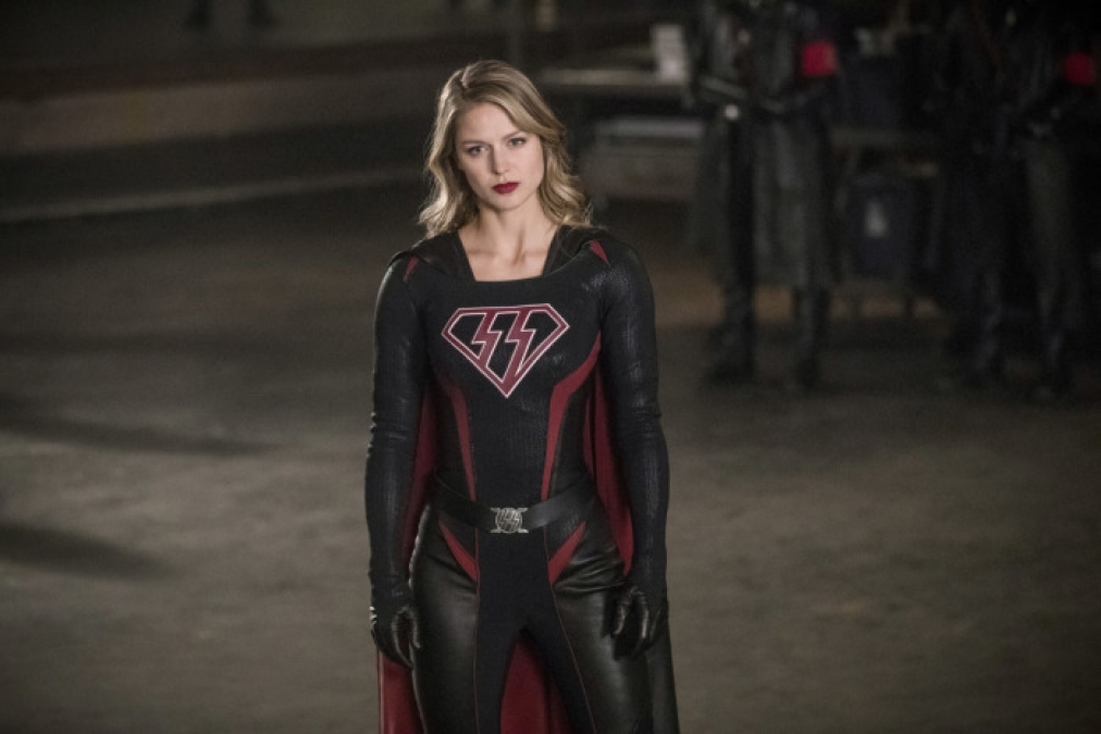 dc-tv-crossover-2017-crisis-on-earth-x-evil-supergirl.jpg