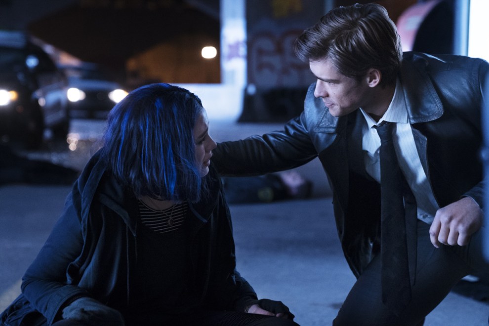 Titans Ep 101