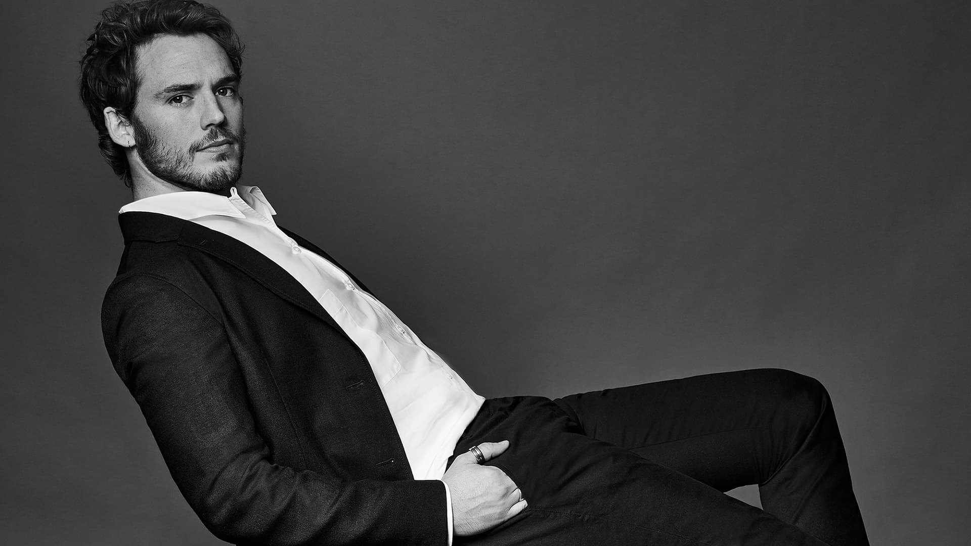 sam-claflin-high-resolution-wallpaper-29085478