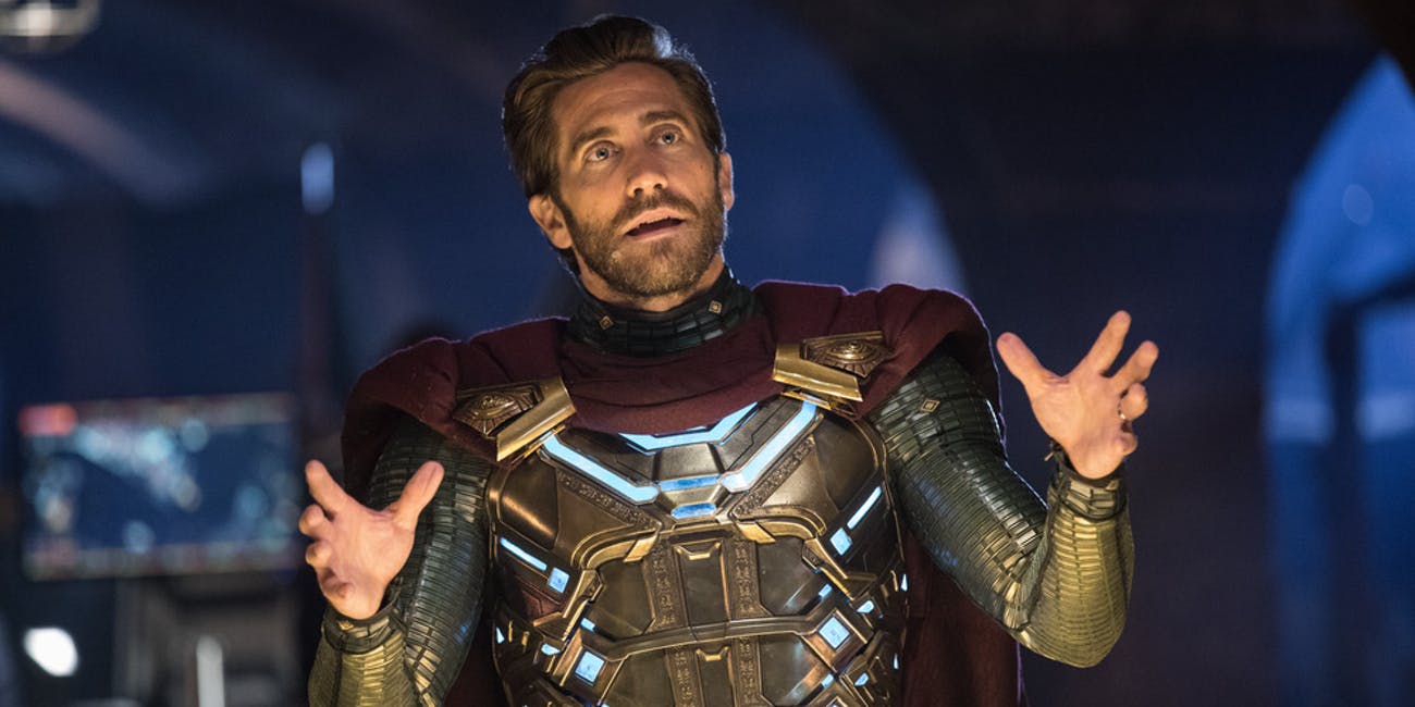jake-gyllenhaal-as-mysterio-in-spider-man-far-from-home